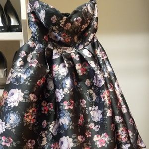 Strapless floral print dress